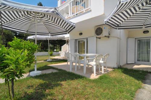 Villa Iris Прінос Екстер'єр фото